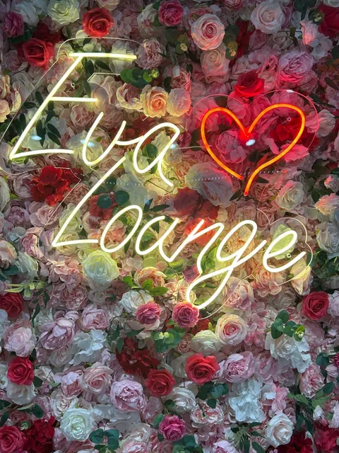 Eva Lounge