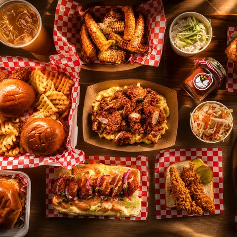 Chen Chen’s Nashville Hot Chicken – Toronto