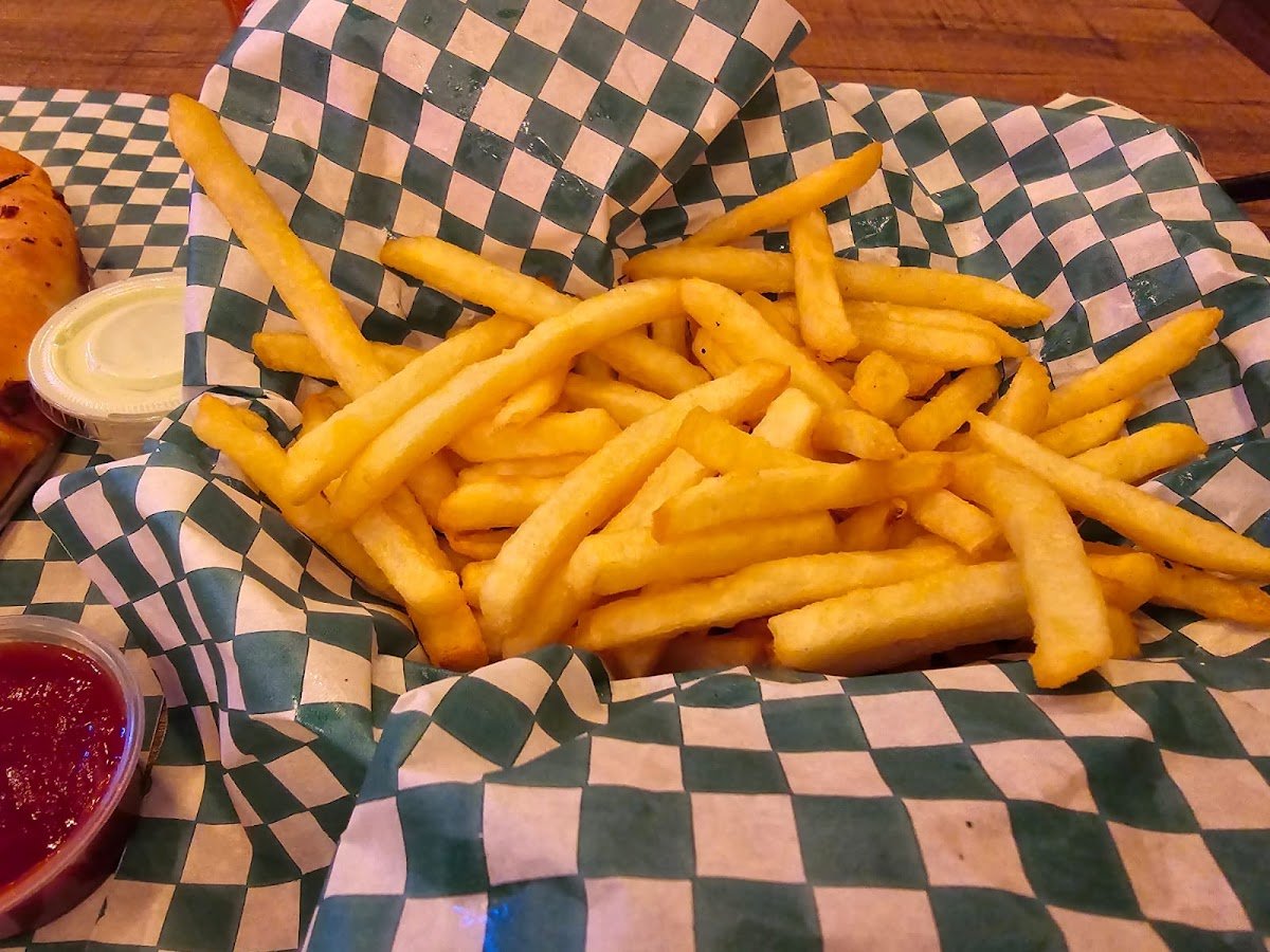 Pizza Karachi – Eglinton Ave W