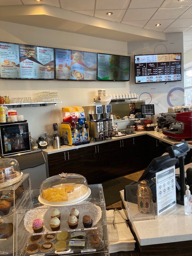 Tria Café & Bakery