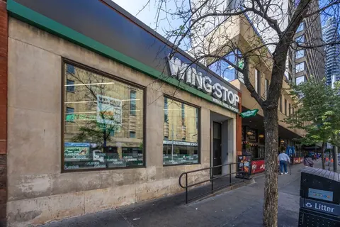 Wingstop – Church St