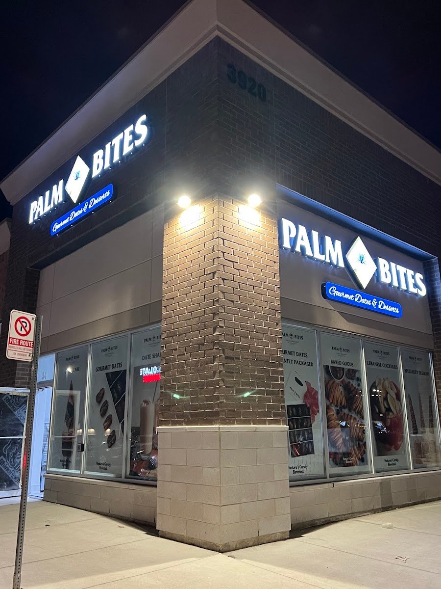 Café Palm Bites