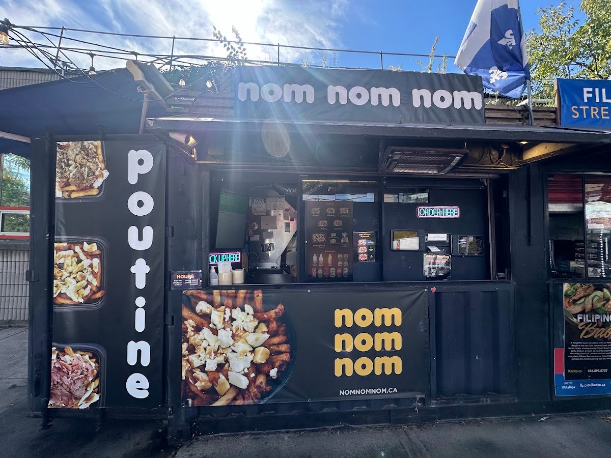 NomNomNom Poutine