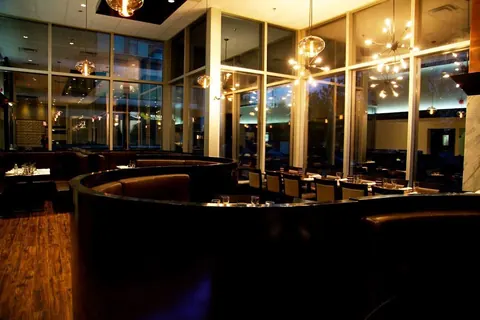 Adrak Indian Restaurant & Bar