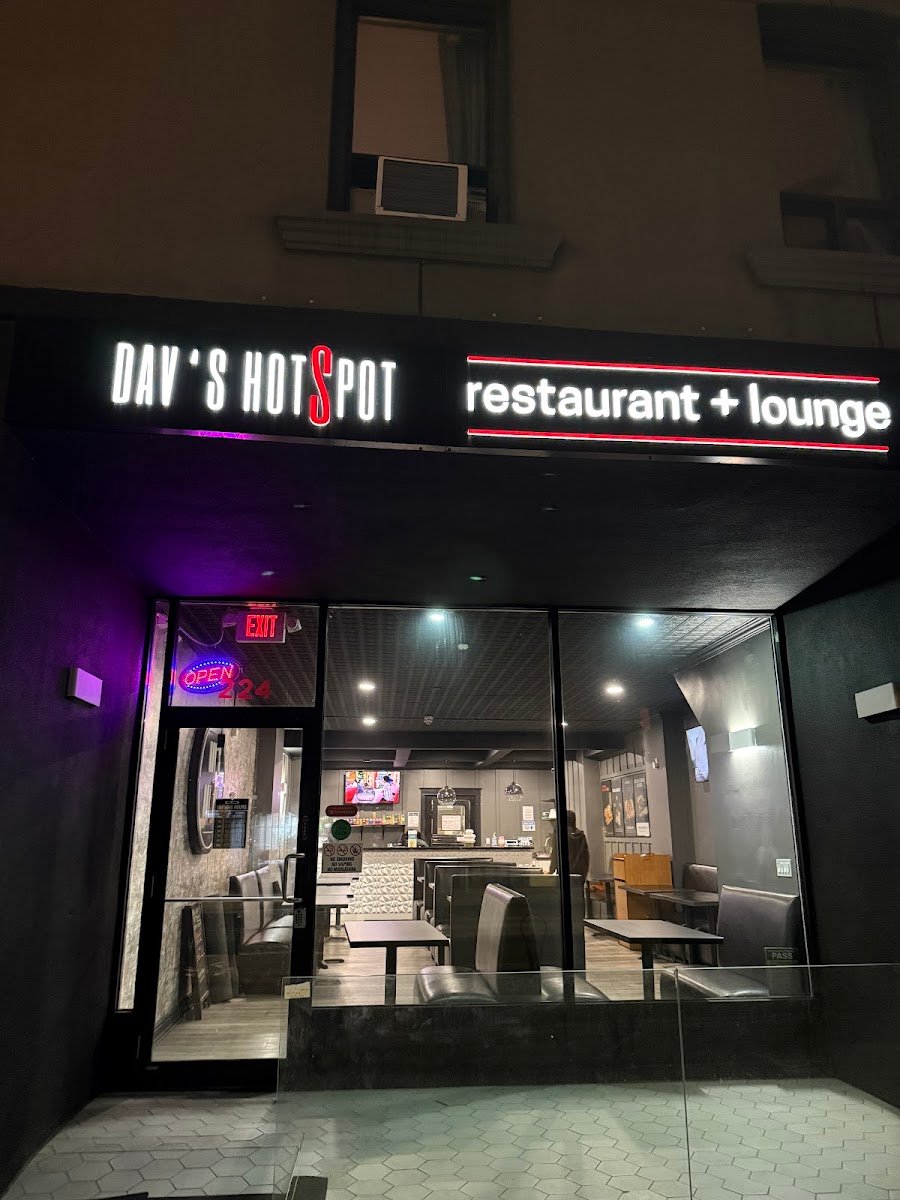 Dav’s HotSpot Restaurant & Lounge