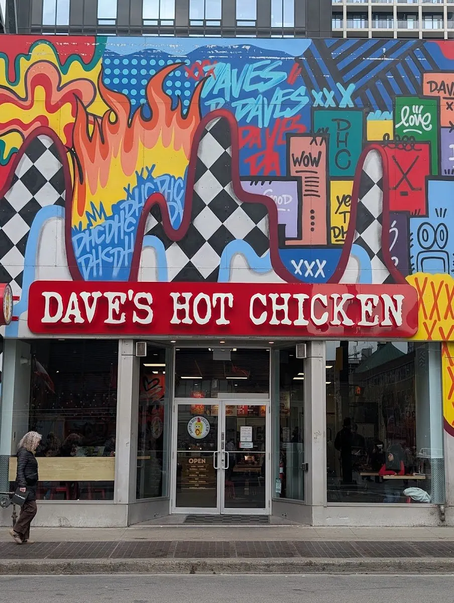 Dave’s Hot Chicken – 328 Yonge St