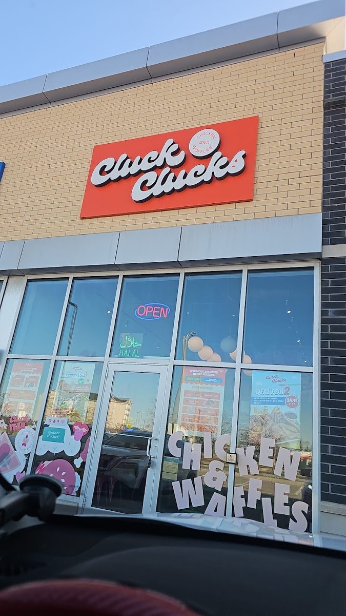 Cluck Clucks Chicken & Waffles