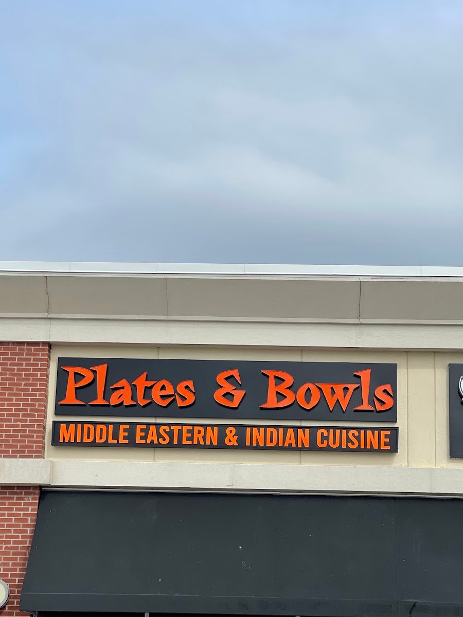 Plates & Bowls