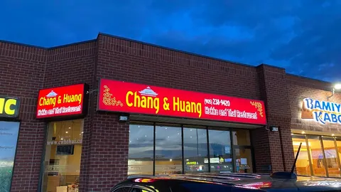 Chang & Huang Thai Restaurant – Mississauga