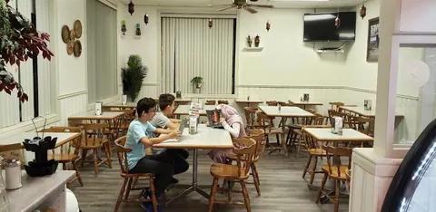 Shawarma House & Pizza – St. Catharines
