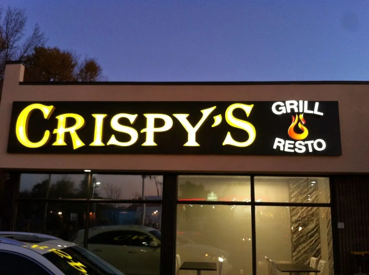 Crispy’s Resto Grill – Woodroffe Ave